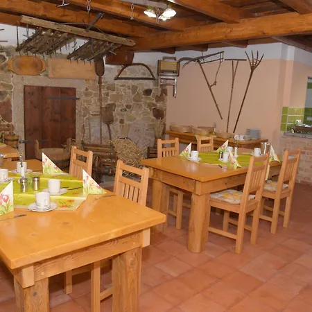 U Slunecne Brany Pensión 3*